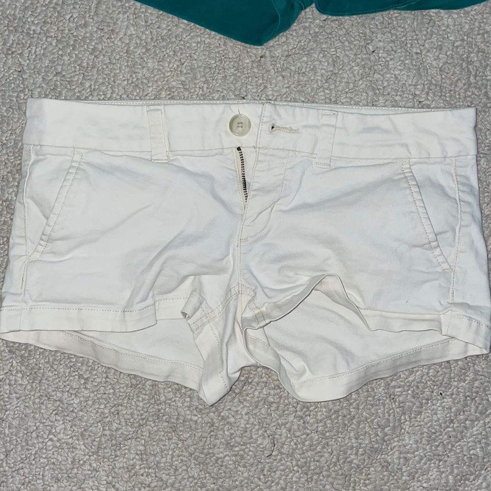American eagle white shorts